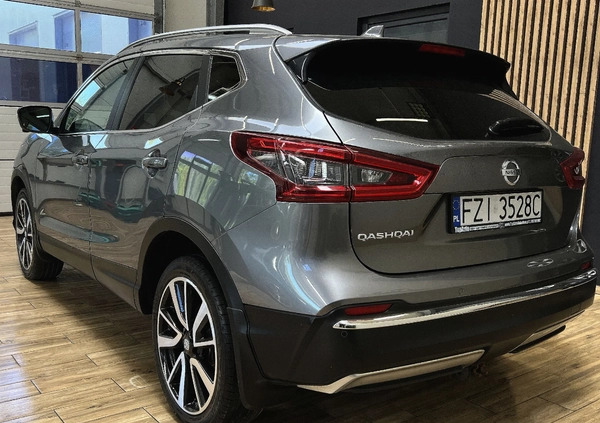 Nissan Qashqai cena 79900 przebieg: 131000, rok produkcji 2018 z Jeziorany małe 781